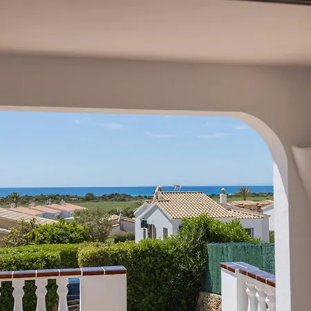 Noelia - Magnificent Sea Views & Close To The