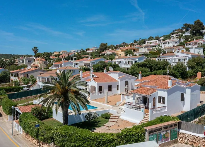 Noelia - Magnificent Sea Views & Close To The *