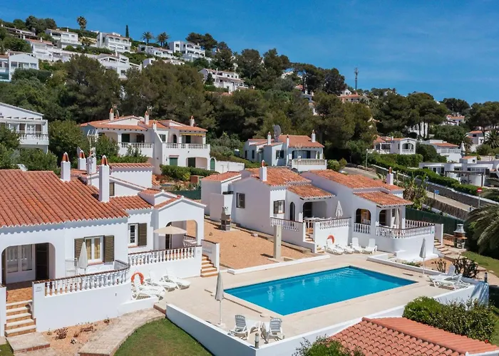 Noelia - Magnificent Sea Views & Close To The *