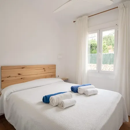 Noelia - Magnificent Sea Views & Close To The Son Bou